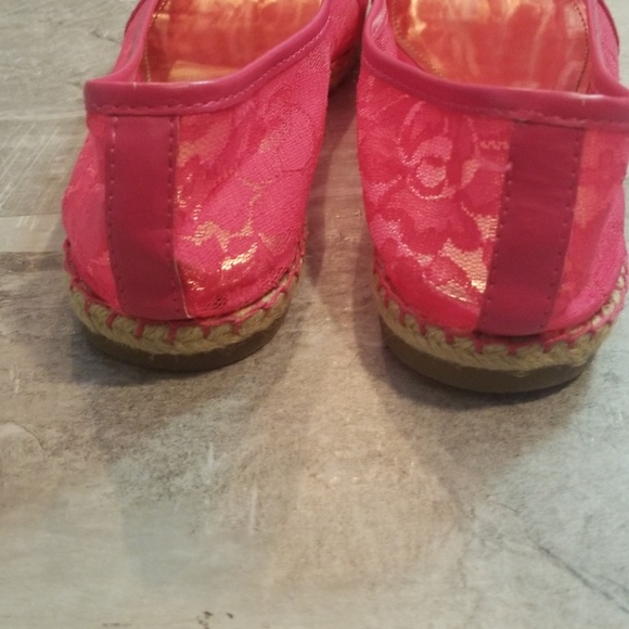 Shoes - Picture 3 of 5